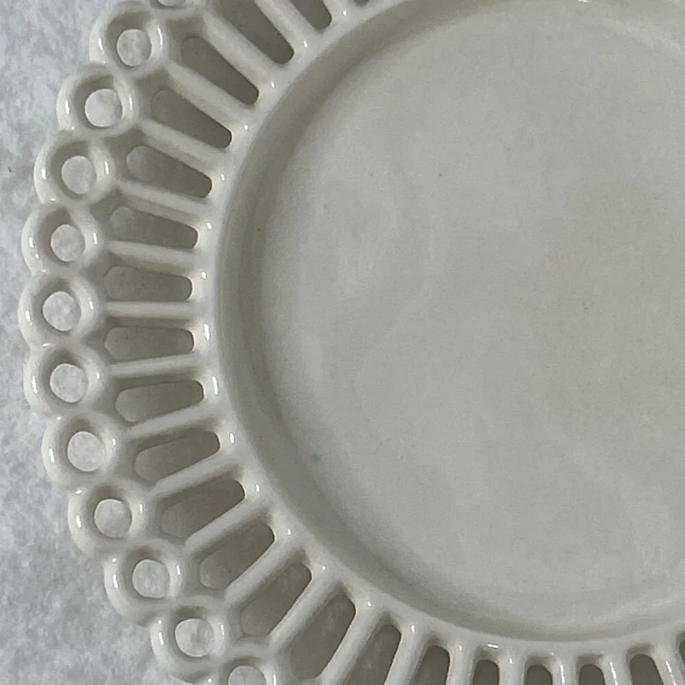 Vintage Milk Glass Ribbon lace edge Dessert Salad Plates Set Of 2 Ivory White